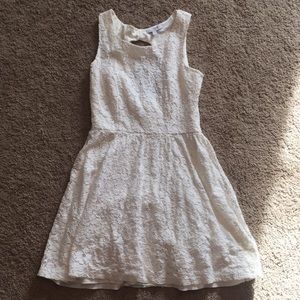 white lace dress